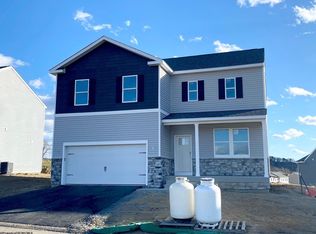 917 Bunker Ct, Maidsville, WV