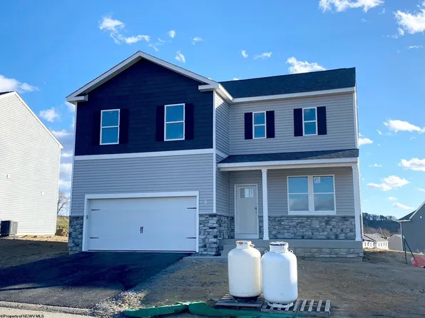 917 Bunker Ct, Maidsville, WV 26541