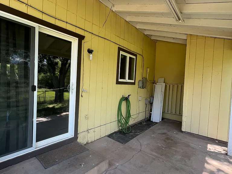 3307 Hall St — Photo 5