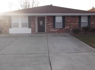 1212 Oaklawn Dr, Metairie, LA 70005