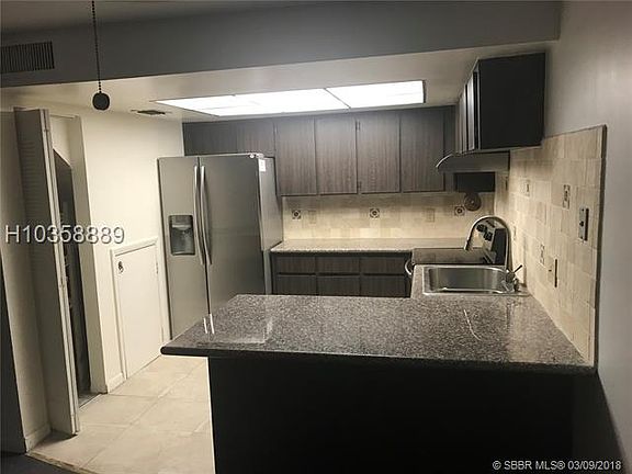 3rd image of 2 Matador Ln #3-29