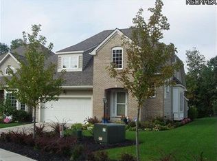 3727 Edgehill Dr UNIT 7, Cleveland, OH 44121