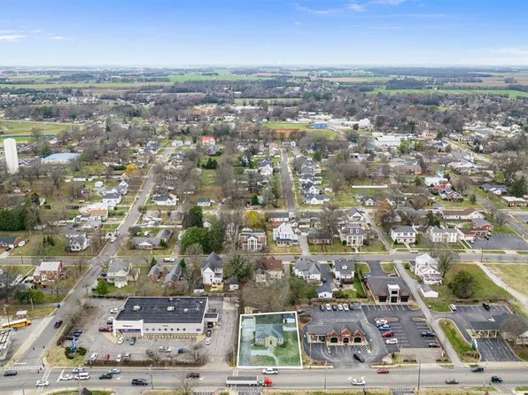 214 S Main St, Franklin, KY 42134