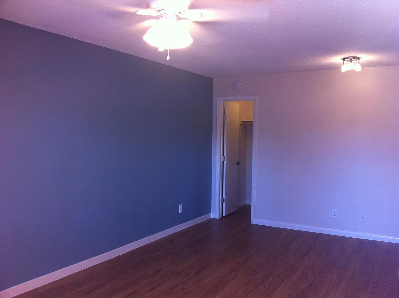 Studio, 360 sqft, $995 — Photo 3
