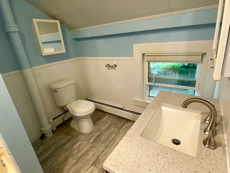 44 Emerald Pl — Photo 4