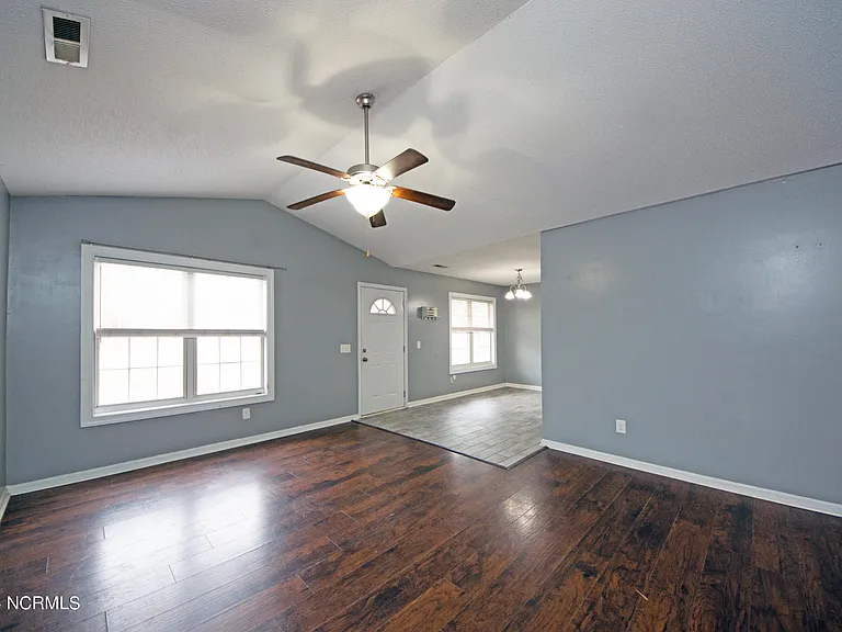 223 Summersill School Rd — Photo 15