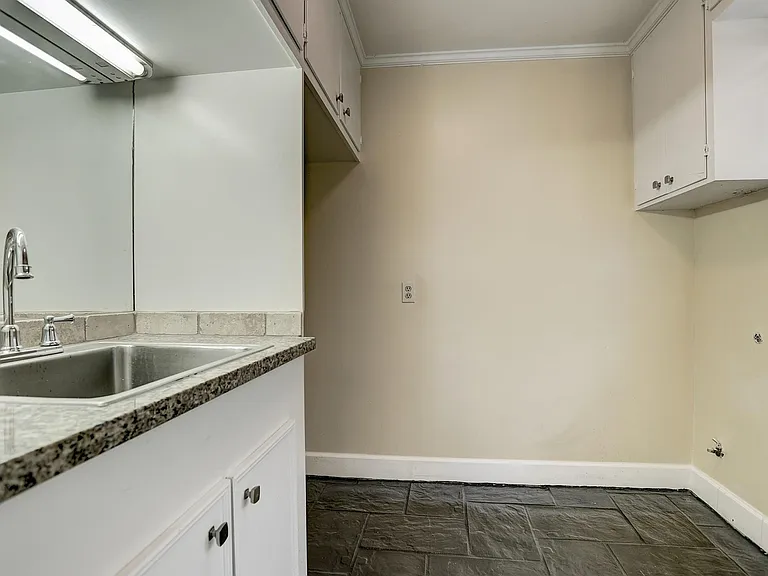 5203 Braesvalley Dr — Photo 26