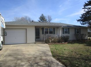 612 S Missouri St, Marionville, MO 65705