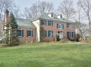 26 Ash Road Upper Saddle Riv, Saddle River, NJ 07458