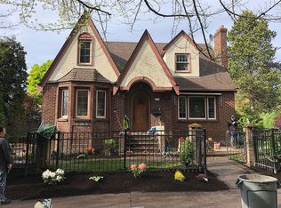 4502 SW Seattle St, Seattle, WA 98116