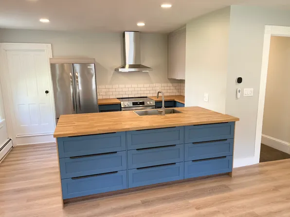 34 Pleasant St #2, Great Barrington, MA 01230
