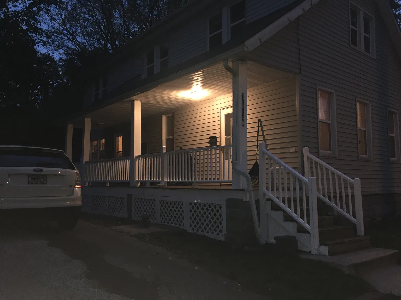 11118 Harvey Ave photo 1