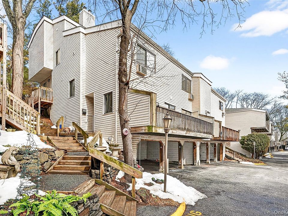1st image of 22 Hillside Terrace #D