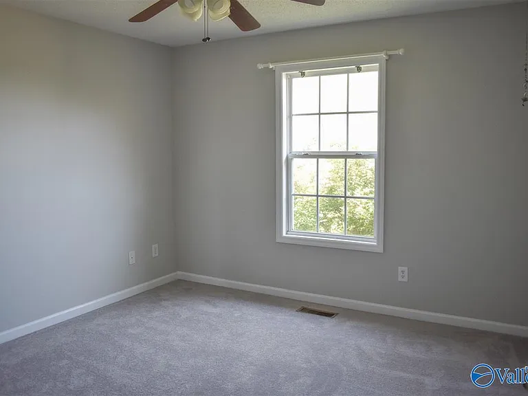 18201 Menefee Rd — Photo 41
