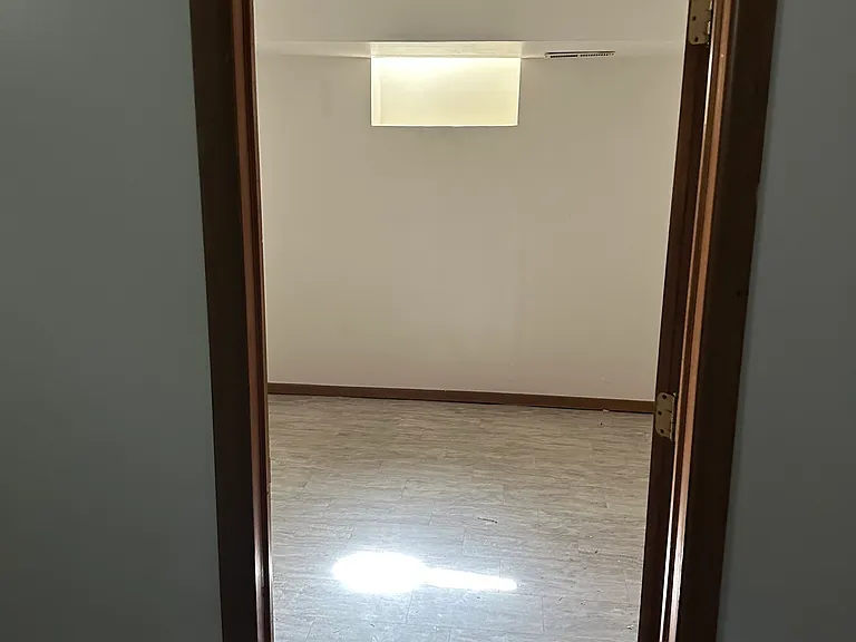 149 N Nevada Ct — Photo 10