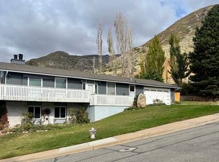 517 E 1400 N, Centerville, UT 84014