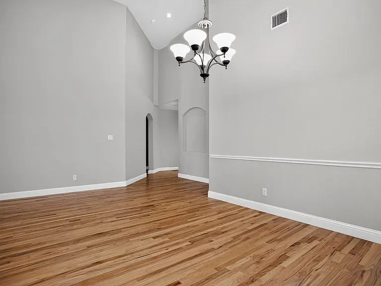 6523 Prairie Flower Trl — Photo 19