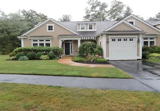 1st image of 513 Winterberry Ln #513