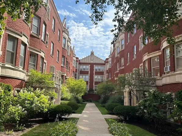216 N Oak Park Ave APT 3AA, Oak Park, IL 60302