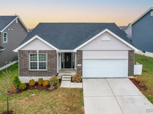 117 Liberty Valley Dr, Foristell, MO 63348