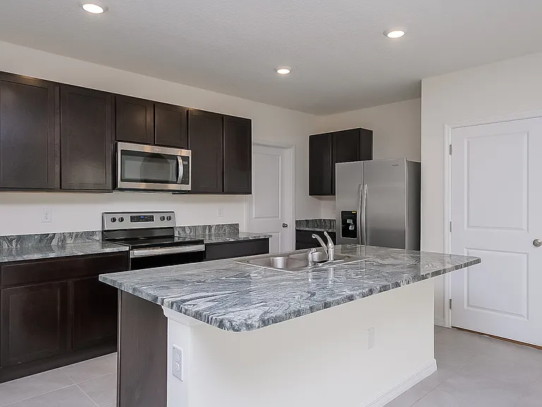 7560 Cypress Walk Dr — Photo 5
