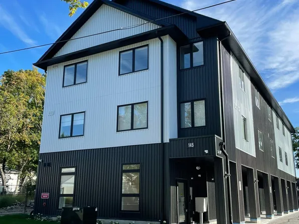 145 Clapperton St, Barrie, ON