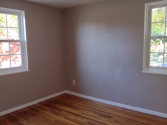 5th image of 462 Clearview Dr APT N