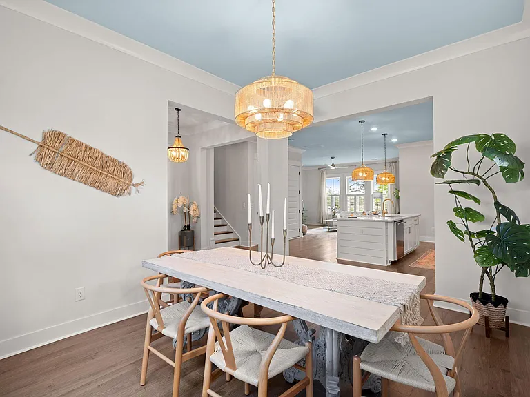 808 Forrest Dr — Photo 10