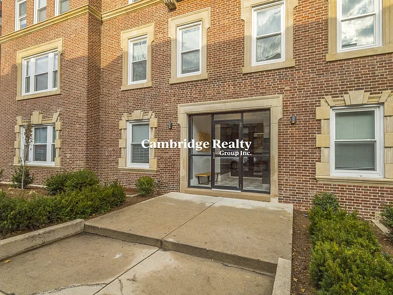 35 South St #T1 — Photo 14
