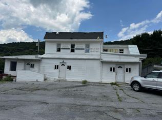 110 Toledo St, Bluefield, VA 24605