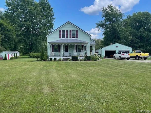 7715 Bell Rd, Birch Run, MI 48415