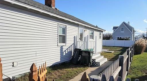 2nd image of 31 Saginaw Ave