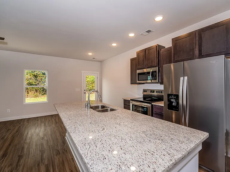5516 Bridle Way — Photo 4