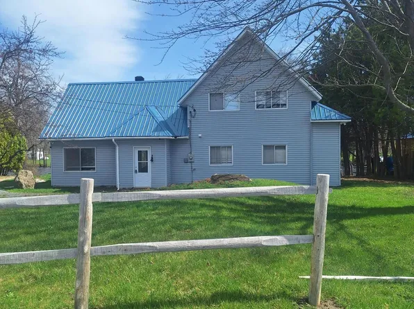 2716/2710 Lake Shore Rd, Champlain, NY 12919