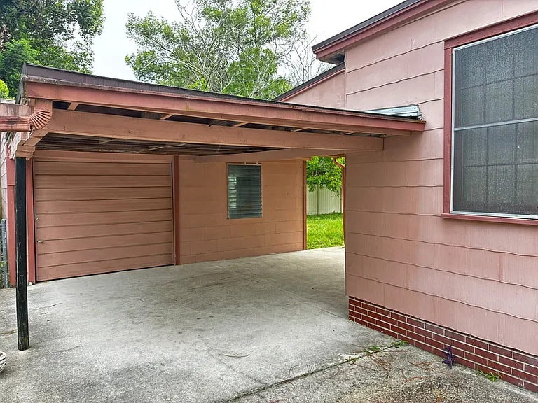 1040 Brandywine St — Photo 3