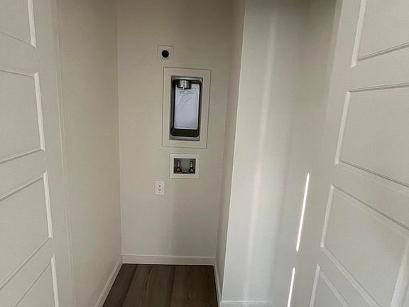 4th image of 3716 Sequoia Ct