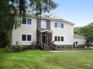 287 Brooklake Rd, Florham Park, NJ 07932