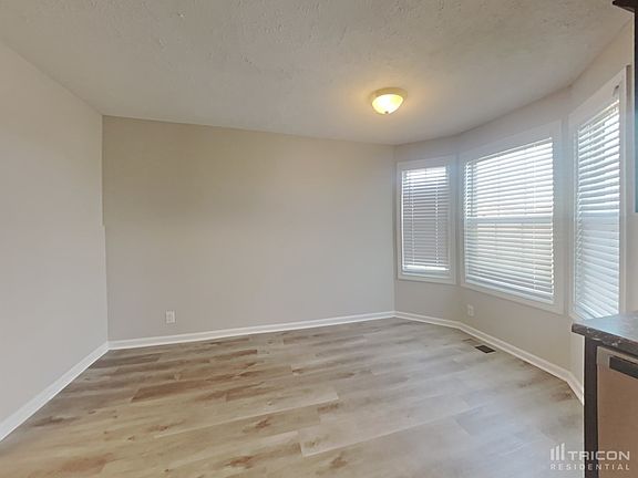 5th image of 1163 Freedom Dr