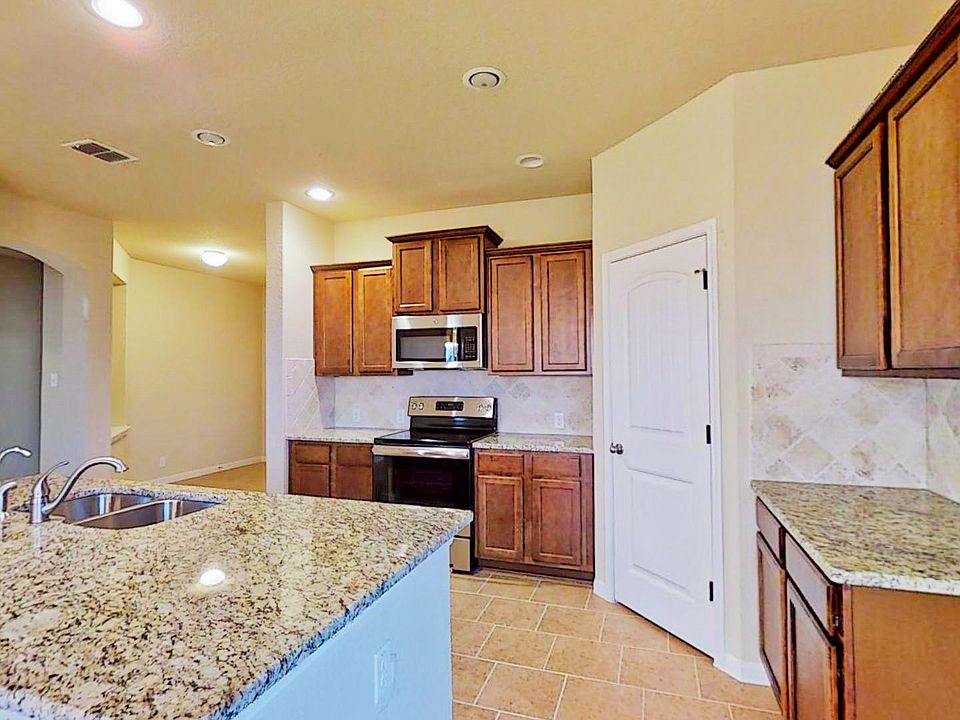 1st image of 147 Bass Ln