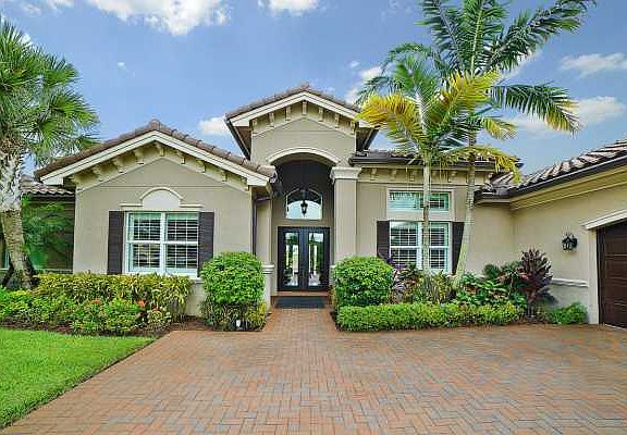 Home For Sale In Bay Hill Estates