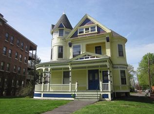 320 Elm St APT 3, Northampton, MA 01060