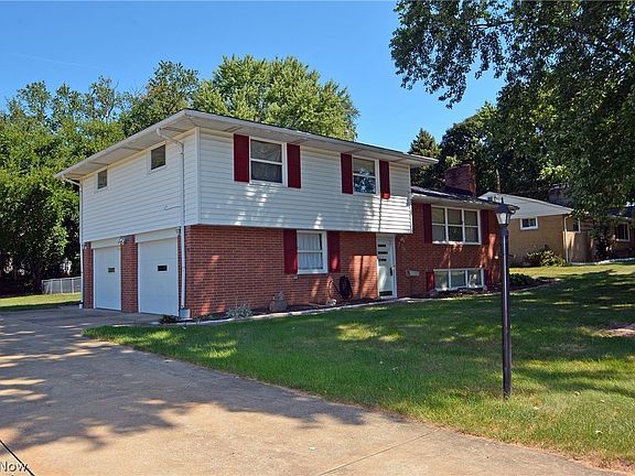 2nd image of 7311 Hoverland Ave NW