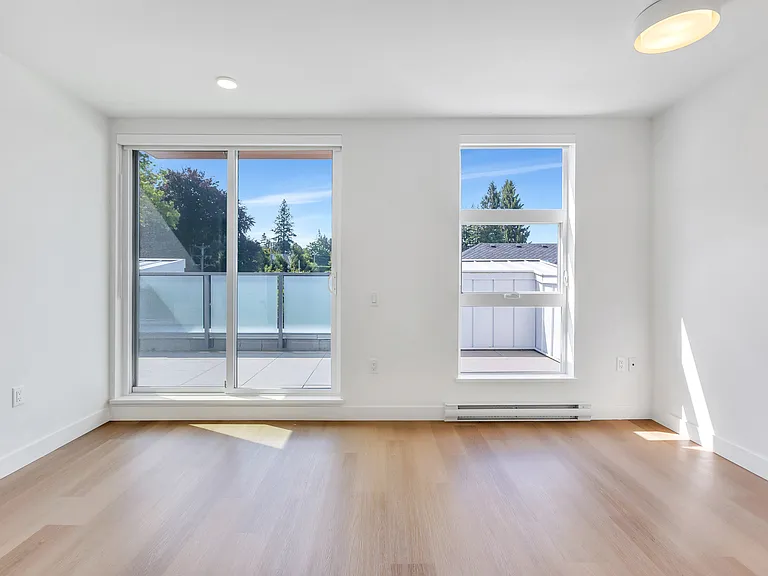 1490 W 32nd Ave — Photo 47