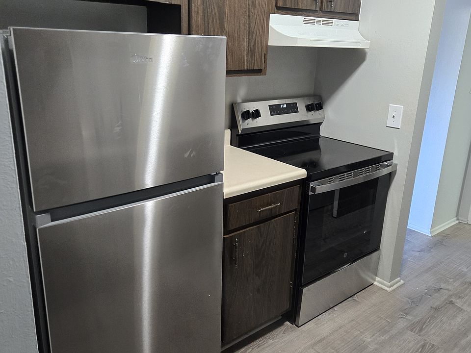 1st image of 830 Western Ave #303