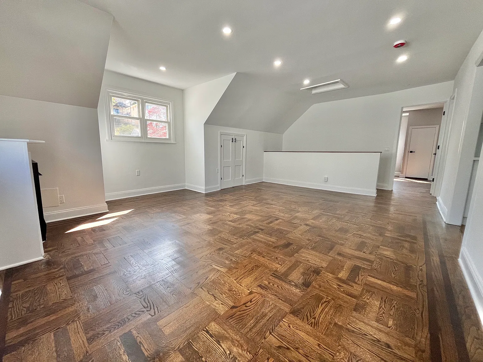 1 bed, $2,500 — Photo 4