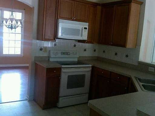 5th image of 337 Laurel Glen Xing