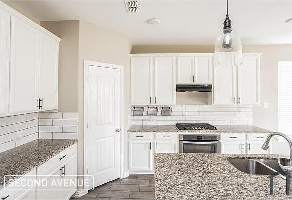 5th image of 528 Bird Creek Dr