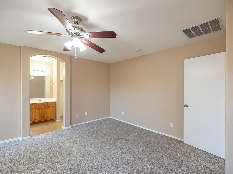 39931 N Zampino St — Photo 23