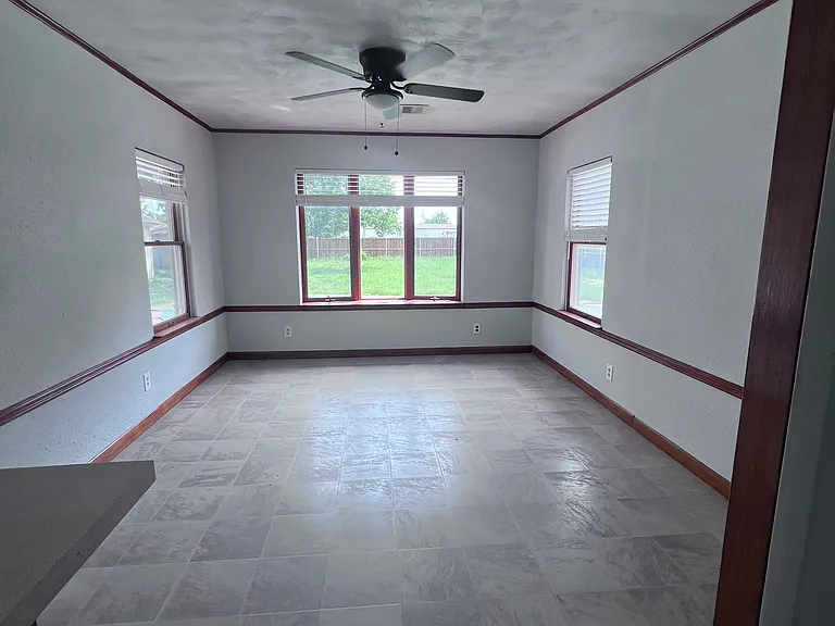 1156 E Highway 121 — Photo 3
