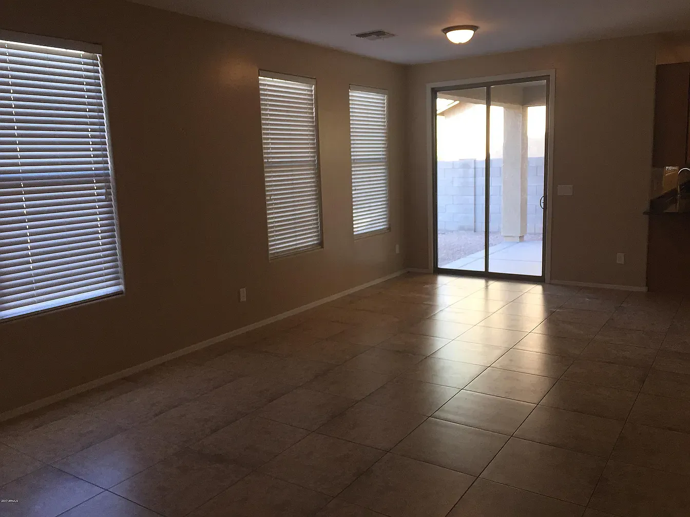 4 bed, 2269 sqft, $2,200 — Photo 2